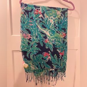 Elephant murphee Lilly Pulitzer scarf